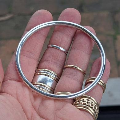 4mm round hammered sterling silver bangle