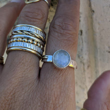 Load image into Gallery viewer, Sterling Silver moonstone ring size R