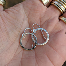 Load image into Gallery viewer, Sterling silver edge hammered earrings