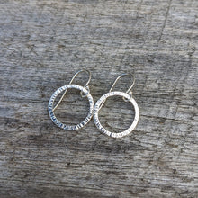 Load image into Gallery viewer, Sterling silver edge hammered earrings