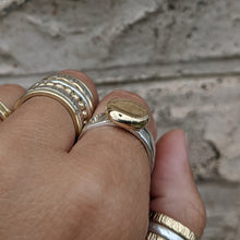 Load image into Gallery viewer, Sterling Silver and 9ct yellow gold squashed blob ring size R 1/2