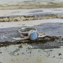 Load image into Gallery viewer, Sterling Silver moonstone ring size Q