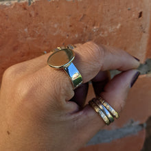 Load image into Gallery viewer, Sterling Silver and 9ct yellow gold large squashed blob ring size Q1/2