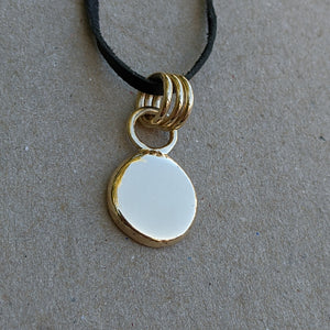 9ct yellow gold large squashed blob pendant