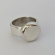 Load image into Gallery viewer, Sterling Silver squashed blob ring size K