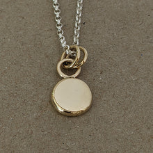 Load image into Gallery viewer, 9ct yellow gold squashed blob pendant