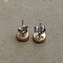 Load image into Gallery viewer, 9ct yellow gold squashed blob studs