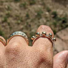 Load image into Gallery viewer, 5 yellow gold blob stacking ring size Q