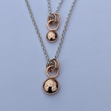 Load image into Gallery viewer, Custom listing for Trish - 9ct rose gold small blob pendant
