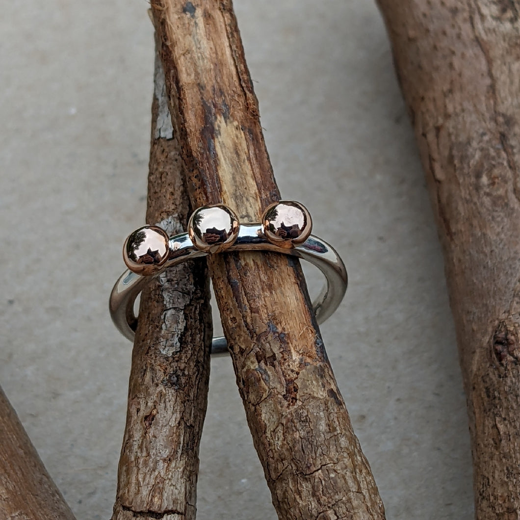 Rose gold x3 blob stacking ring size p