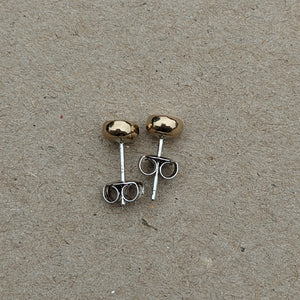 9ct yellow gold squashed blob studs