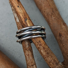 Load image into Gallery viewer, Sterling silver Tangled ring size P number 4
