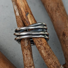 Load image into Gallery viewer, Sterling silver Tangled ring size P number 5