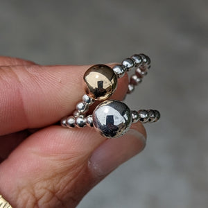 9ct yellow gold blob stacker with sterling silver beaded band size O