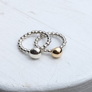9ct yellow gold blob stacker with sterling silver beaded band size O