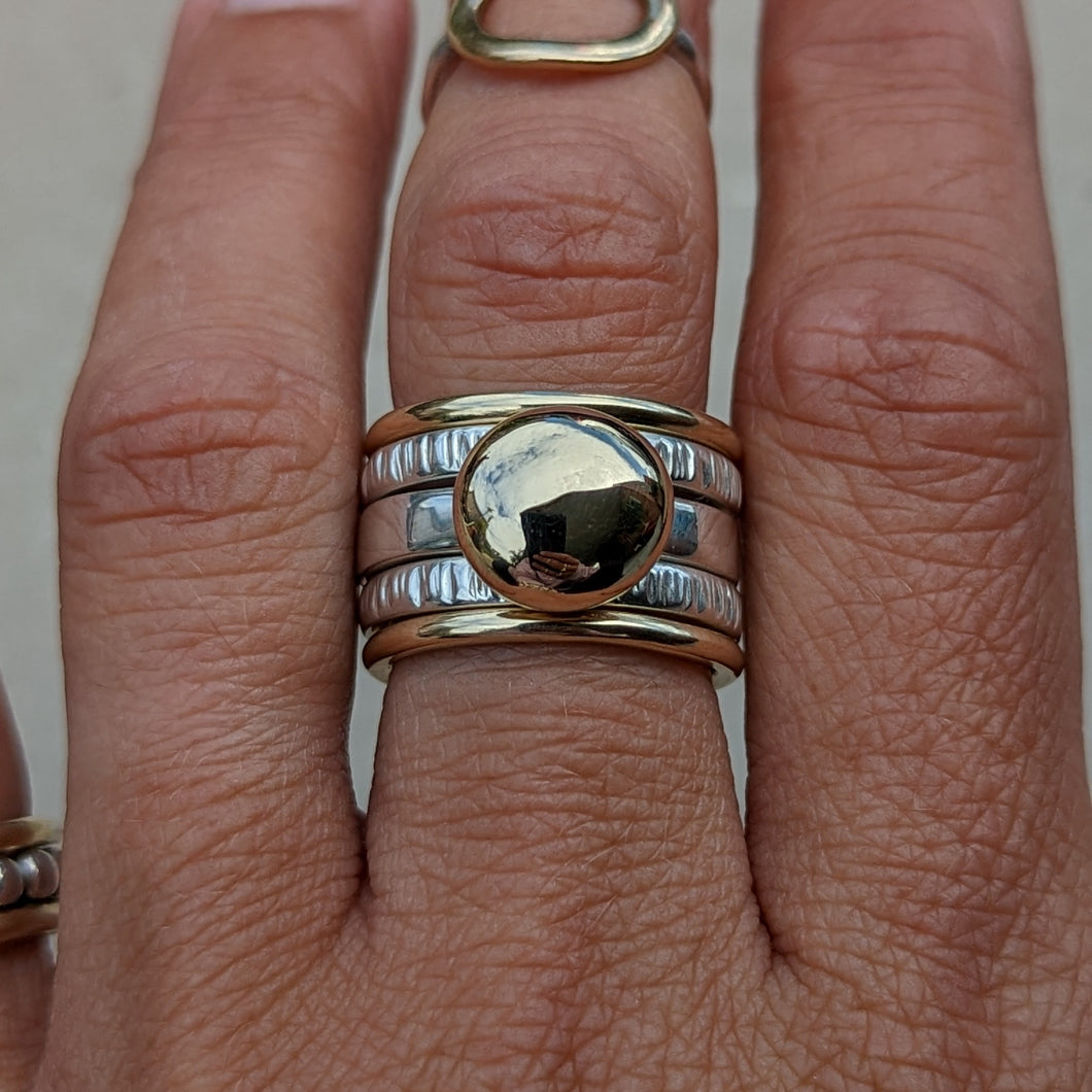 Sterling Silver and 9ct yellow gold blob ring size Q/8