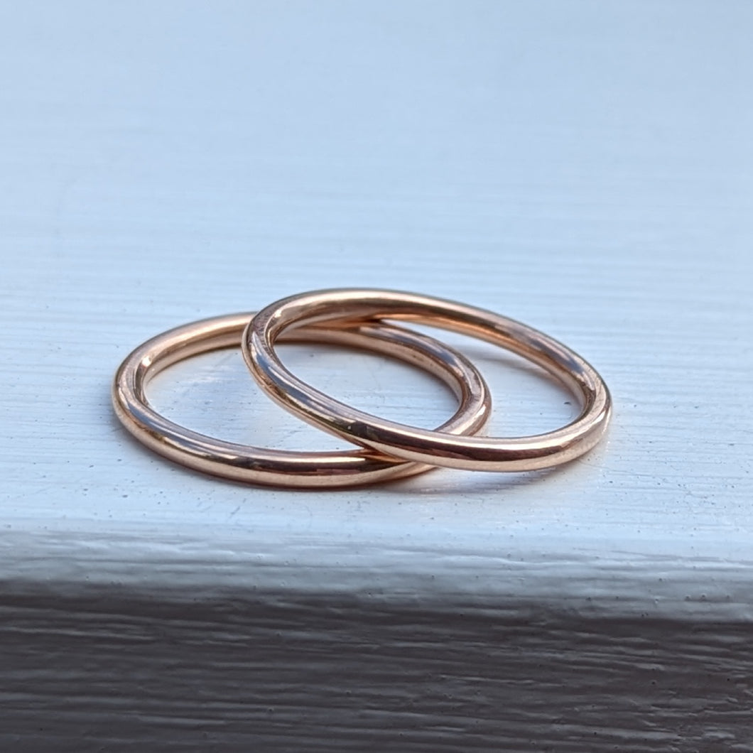 9ct rose gold plain finish stacker size Q1/2