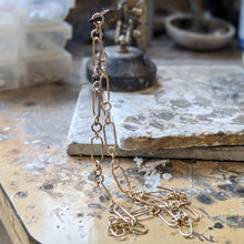 Load image into Gallery viewer, Solid 9ct yellow gold necklace