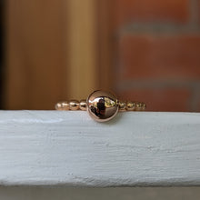 Load image into Gallery viewer, 9ct rose gold blob stacker with beaded band size Q