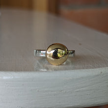 Load image into Gallery viewer, Sterling Silver and 9ct yellow gold blob ring size Q/8