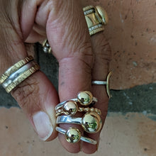 Load image into Gallery viewer, 9ct rose gold blob stacker with beaded band size Q