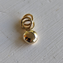 Load image into Gallery viewer, 9ct yellow gold blob pendant - Number 2