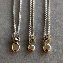 Load image into Gallery viewer, 9ct yellow gold blob pendant - Number 1