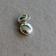 Load image into Gallery viewer, Sterling silver blob pendant - Number 4