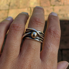 Load image into Gallery viewer, Tangled ring with yellow gold blob size P