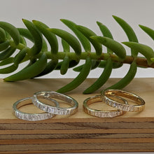 Load image into Gallery viewer, 9ct yellow gold stacking ring size P1/2