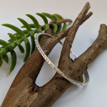 Load image into Gallery viewer, Sterling silver 3mm round edge hammered bangle