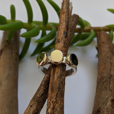 Squashed yellow gold 3 blob ring size P 1/2