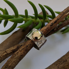 Load image into Gallery viewer, Sterling Silver and 9ct yellow gold blob ring size P 1/2