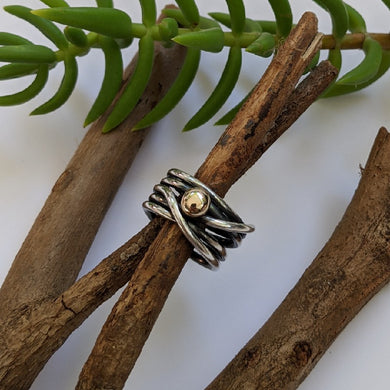 Tangled ring with yellow gold blob size P