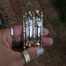 Load image into Gallery viewer, Yellow gold blob bangle