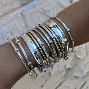 Yellow gold blob bangle