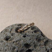 Load image into Gallery viewer, 9ct yellow gold twist stacker size Q 1/2