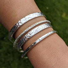 Load image into Gallery viewer, Sterling silver 7mm wide hammered bangle